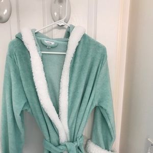 Women’s bathrobe